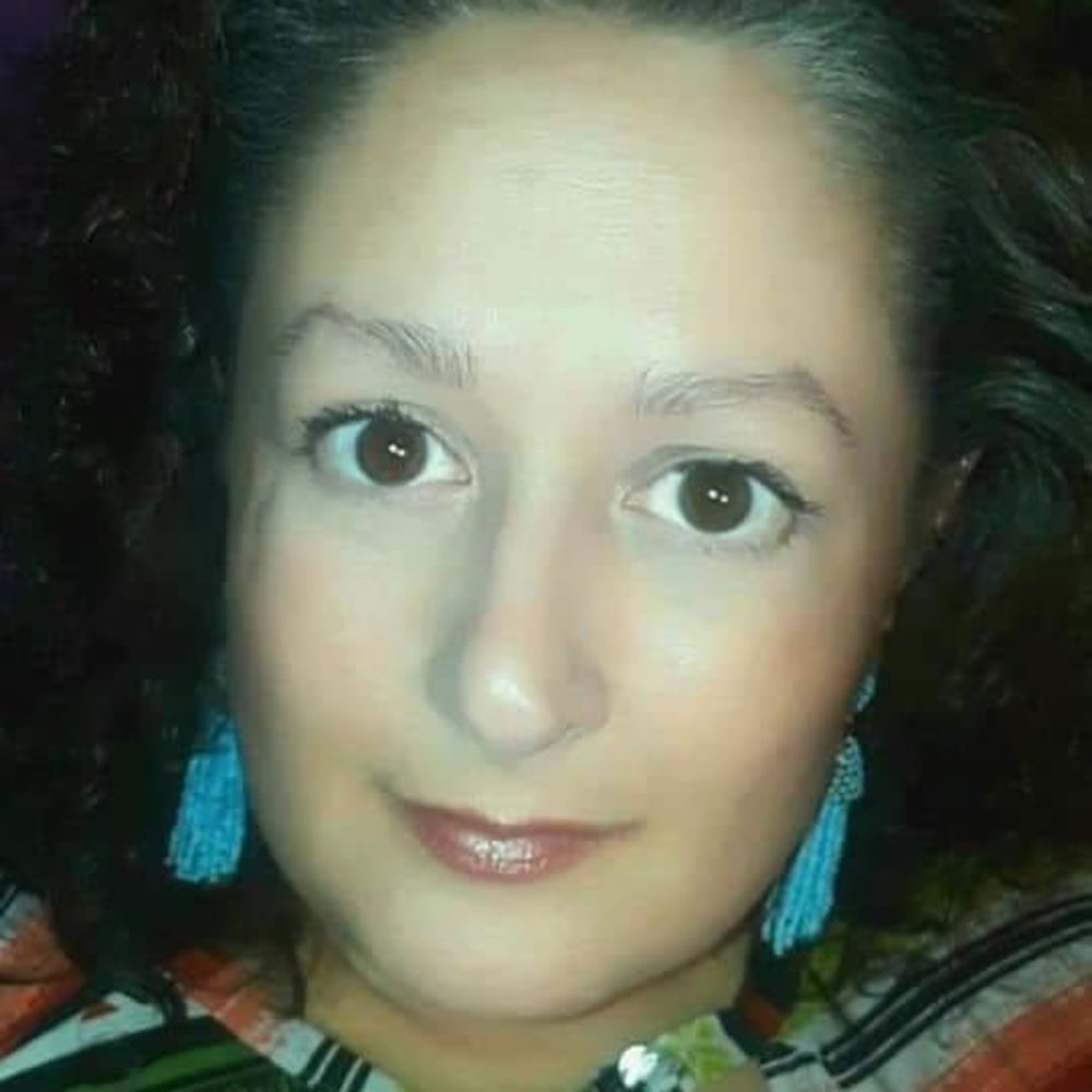 Meet your Posher, Alicia